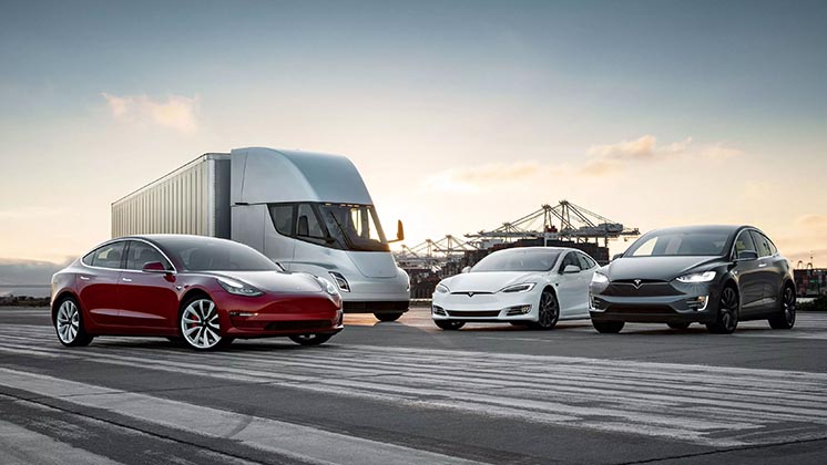 Ілон Маск: «Скоро ми перестанемо продавати Tesla приватним клієнтам»
